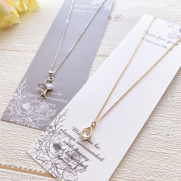 画像2: 【はがき縦1/2☆10枚入(20枚分)】 ラッピング台紙/花白グレー縦2 (2)